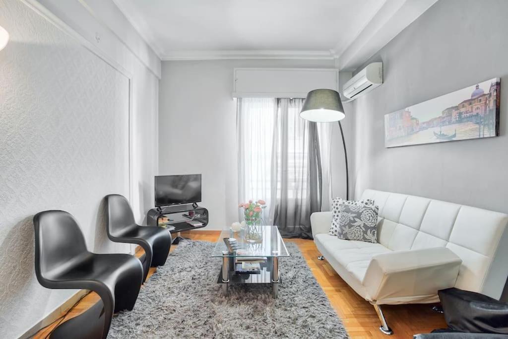 2Bdr Olympianzeus Apt With Netflix Atina Dış mekan fotoğraf